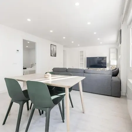 Reformado , Centrico , Wifi. * Oviédo