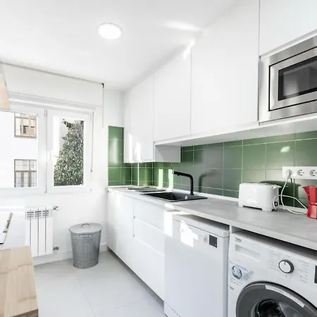 Apartment Reformado , Centrico , Wifi. *